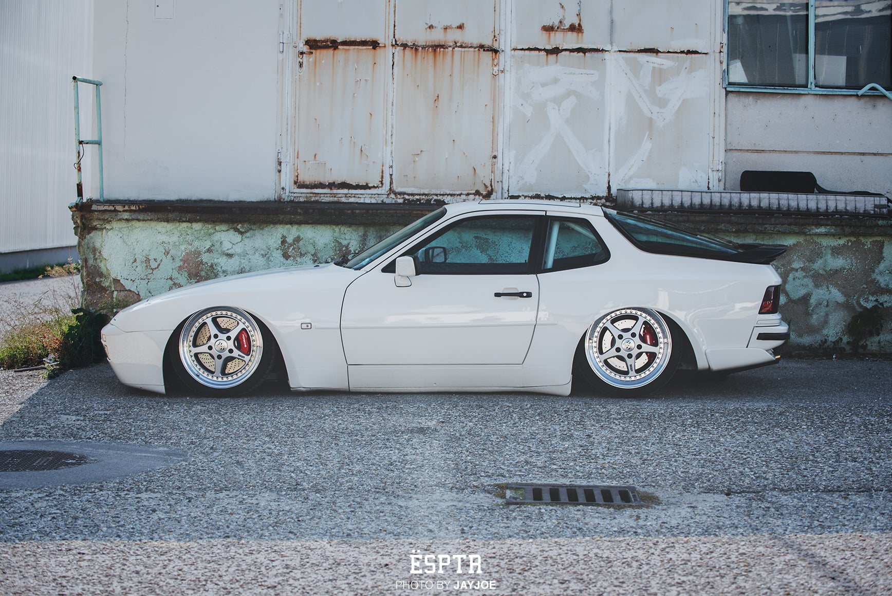 Porsche 944